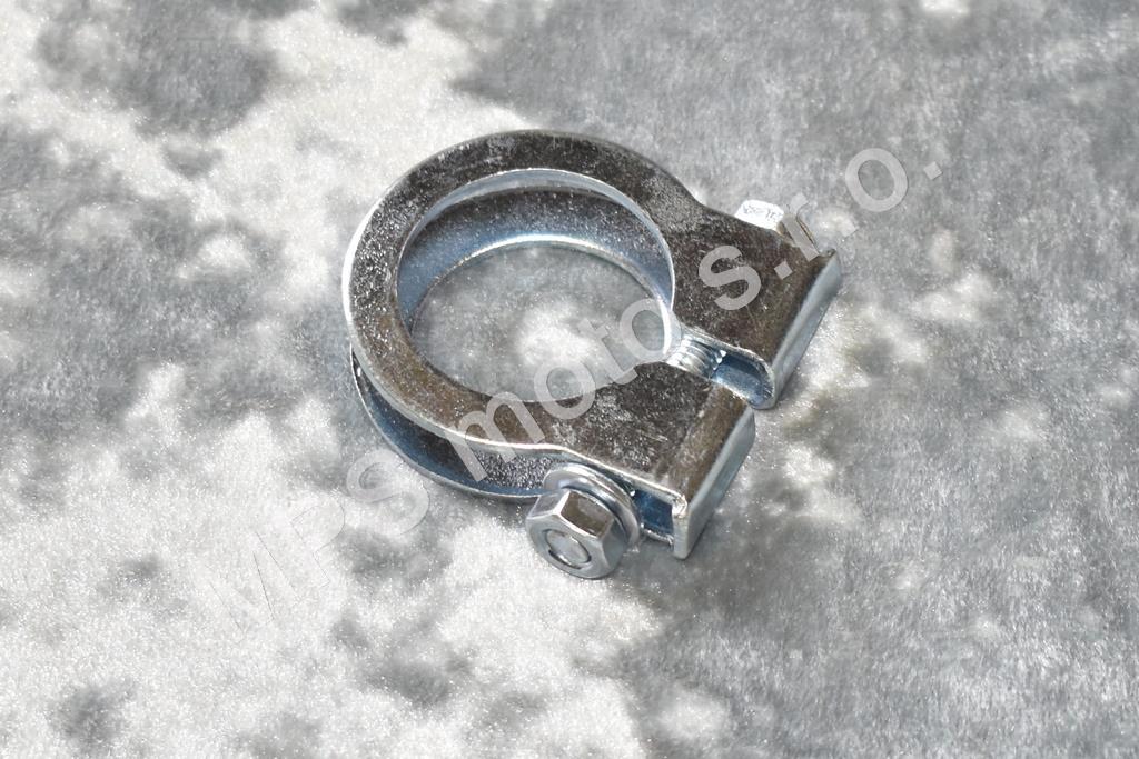 Objímka výfuku přední