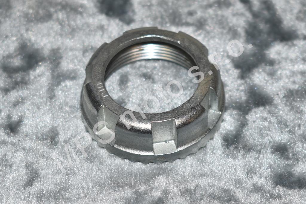 Převlečná matice kolena výfuku