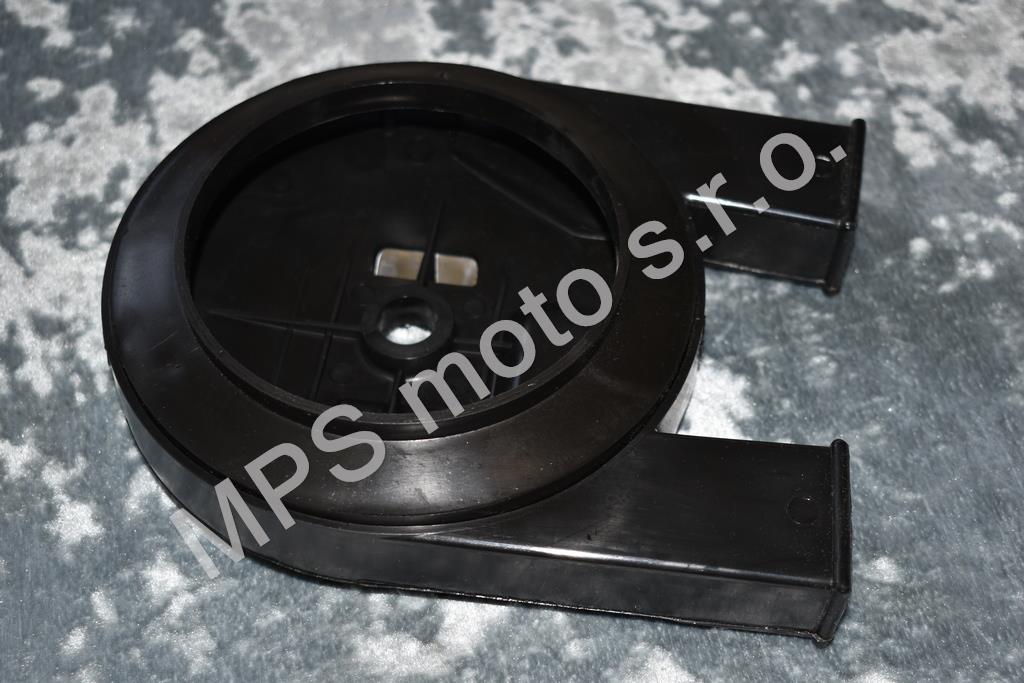 Kryt řetězu s víkem