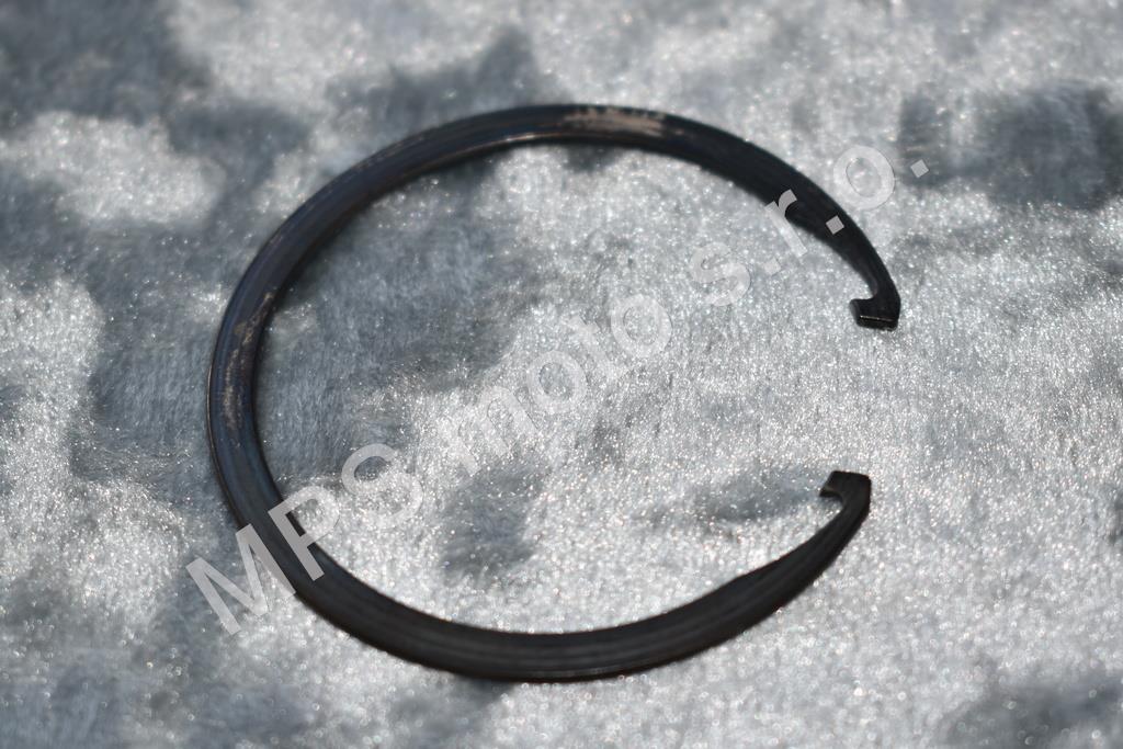 Segrovka ložiska 6305 v karteru