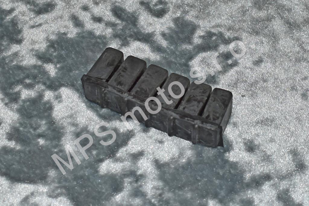 Tlumící vložka do žeber válce (451921010020)