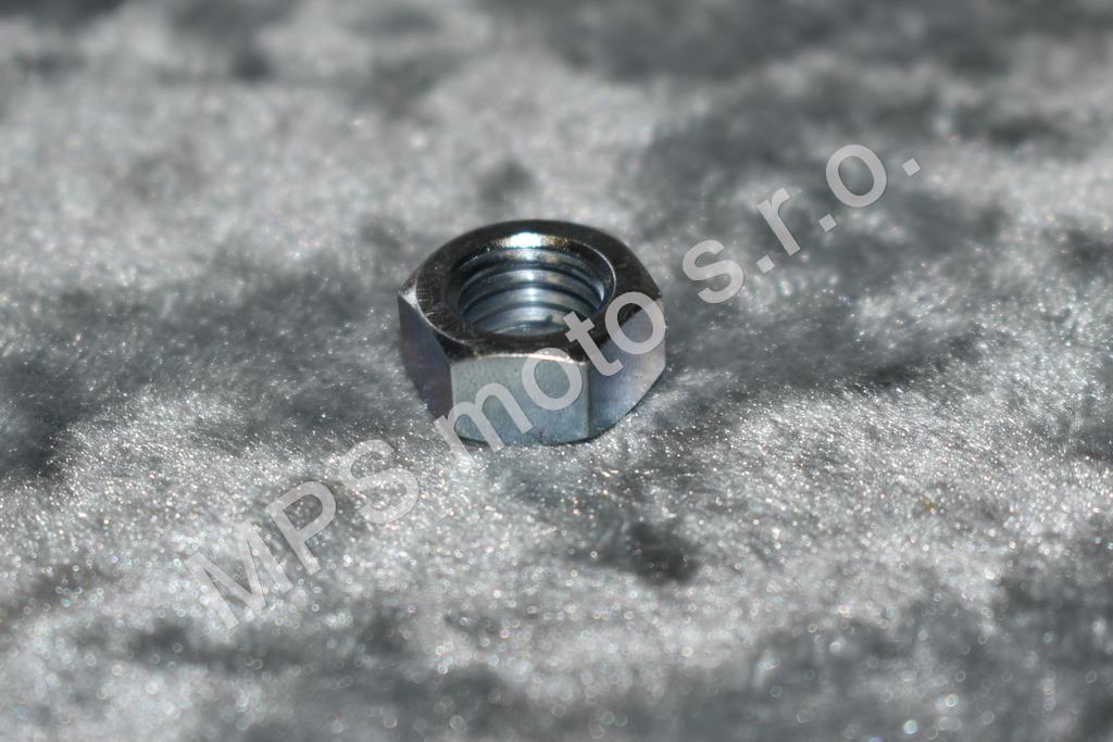 Matice M 10 - hlava válce