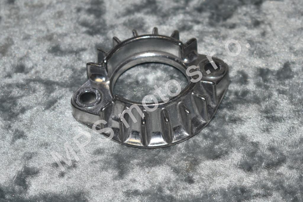 Příruba výfuku 638 13 034