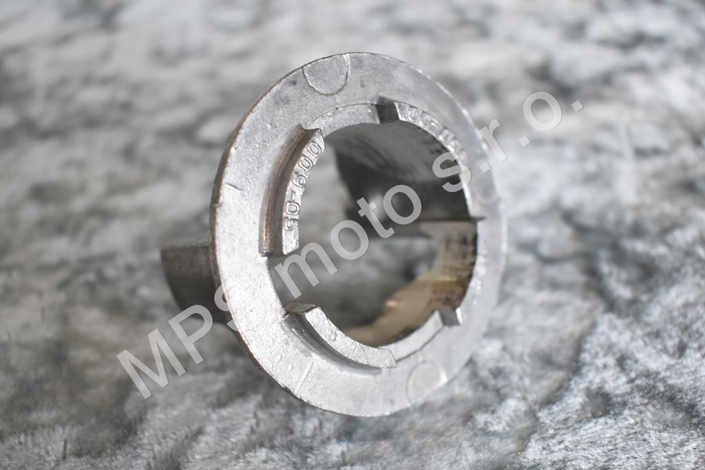 Objímka seřizovací st. typ. menší