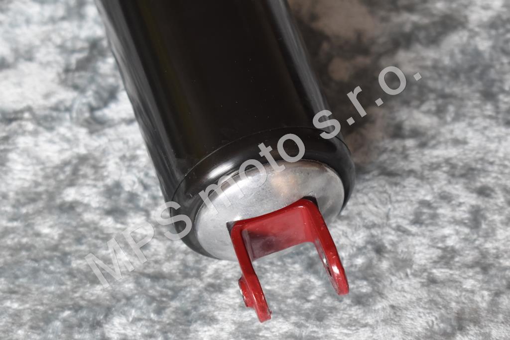 Tlumič zadní s vidličkou J-ČZ (plast vrch,spodek plech)