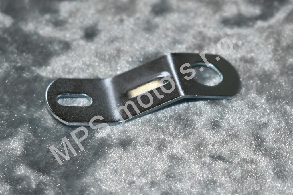 Držák bočních plechů Pan.