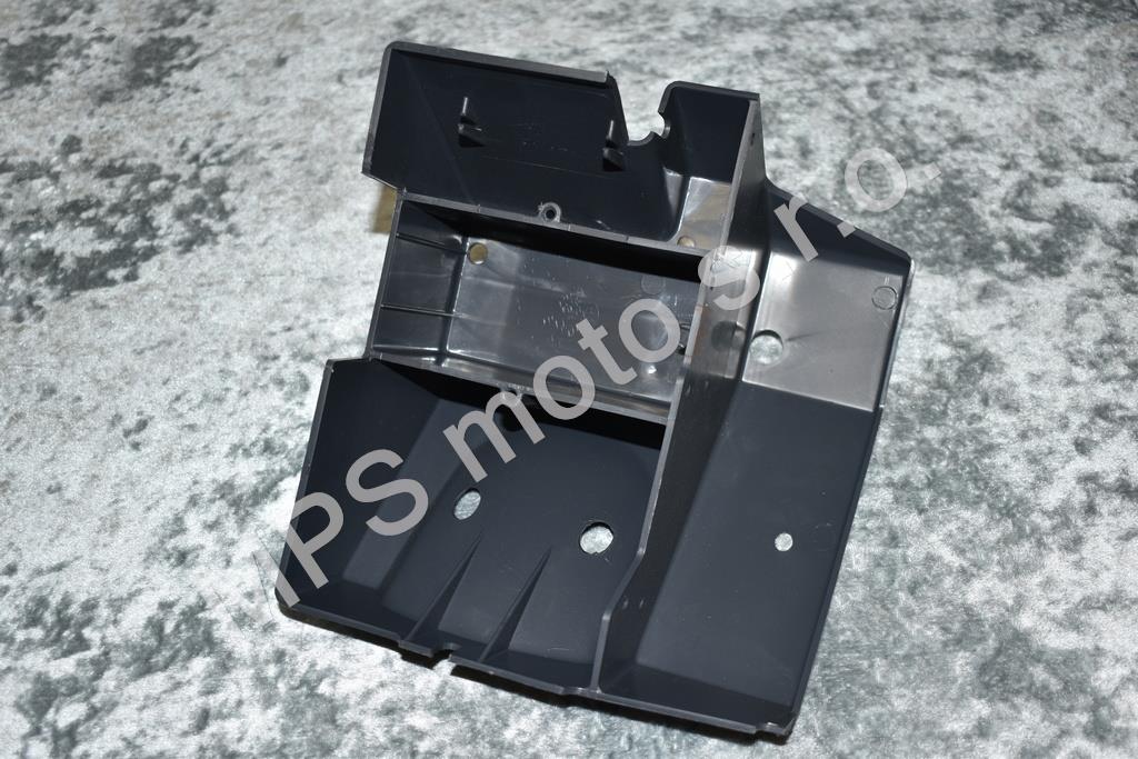 Schránka baterie 638