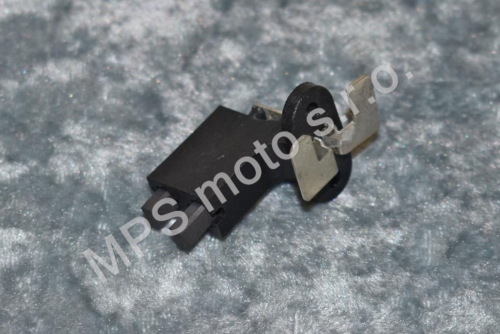 Držák uhlíků alternátoru komp.