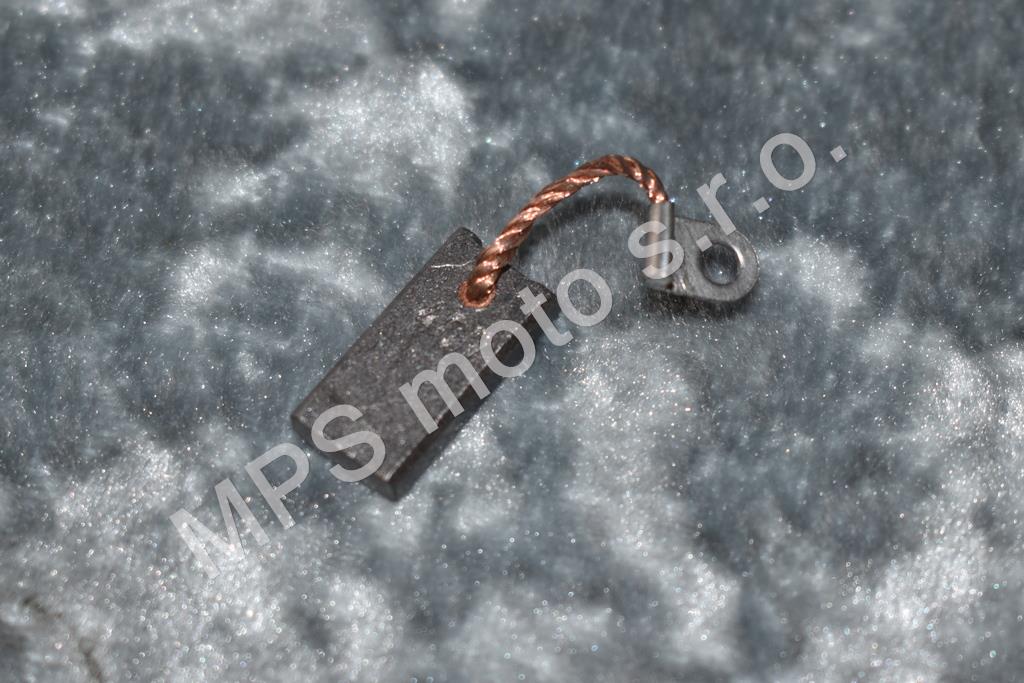 Uhlík 4x10 dynamost. ČZ