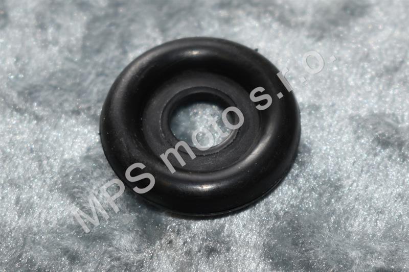 Průchodka náhonu tachometru