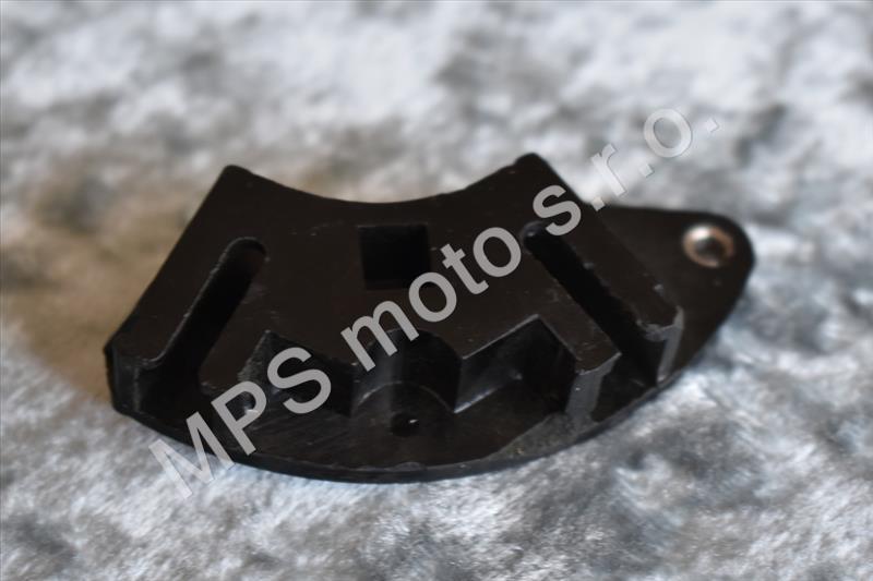 Držák uhlíků dynama