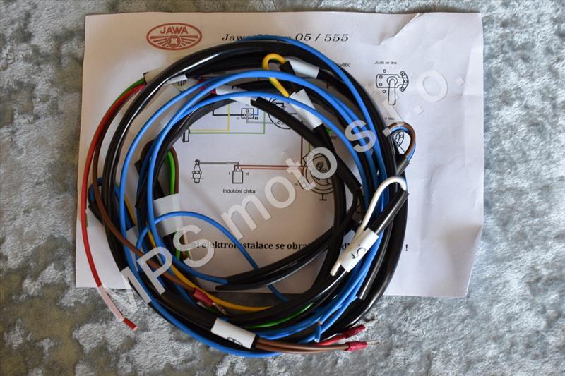 Hlavní svazek kabelů J 555