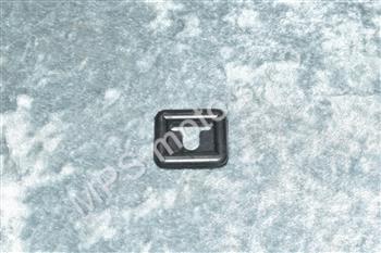 Průchodka krycího plechu/brýlí 550/555